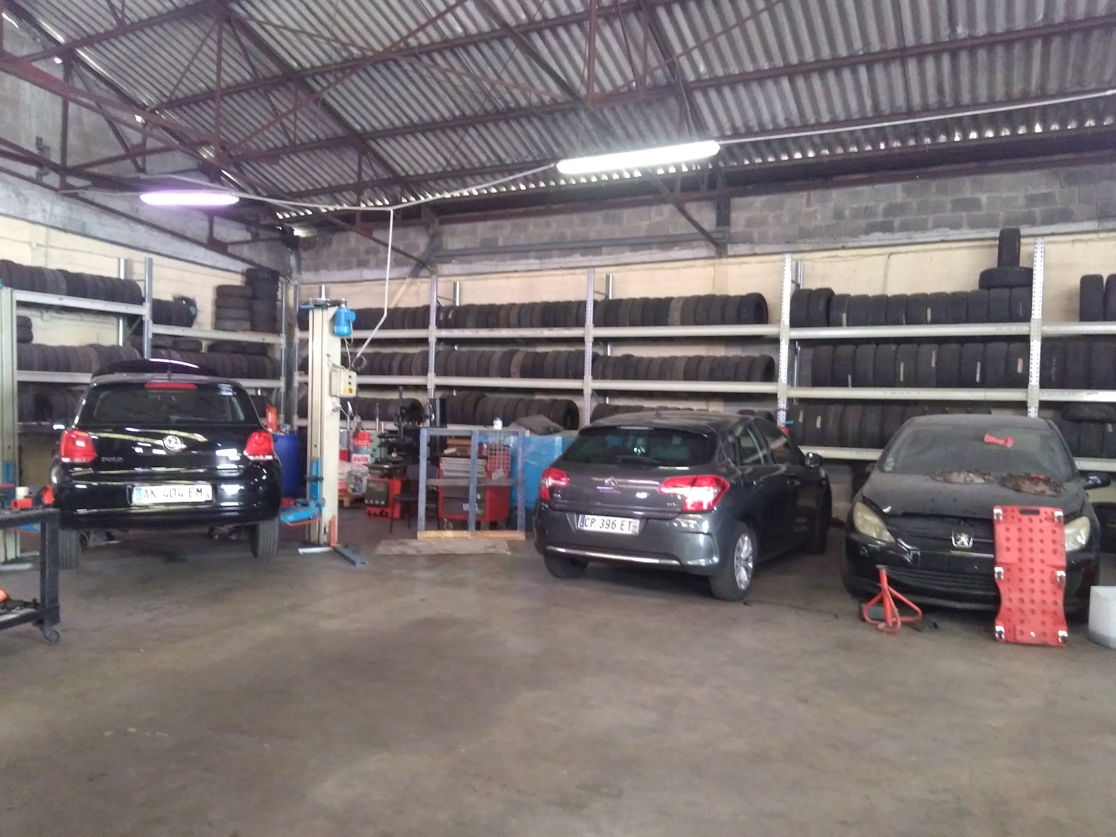 Drive Auto Services, garage & mécanique à Allée Rolland Pilain, Tours